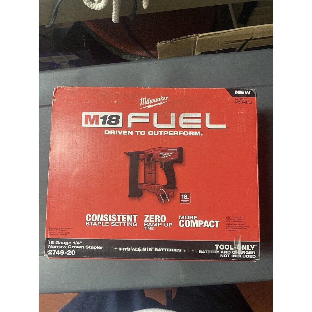 *NEW* Milwaukee M18 Fuel 18-Gauge 1/4" Narrow Crown Stapler (Tool-Only) 2749-20